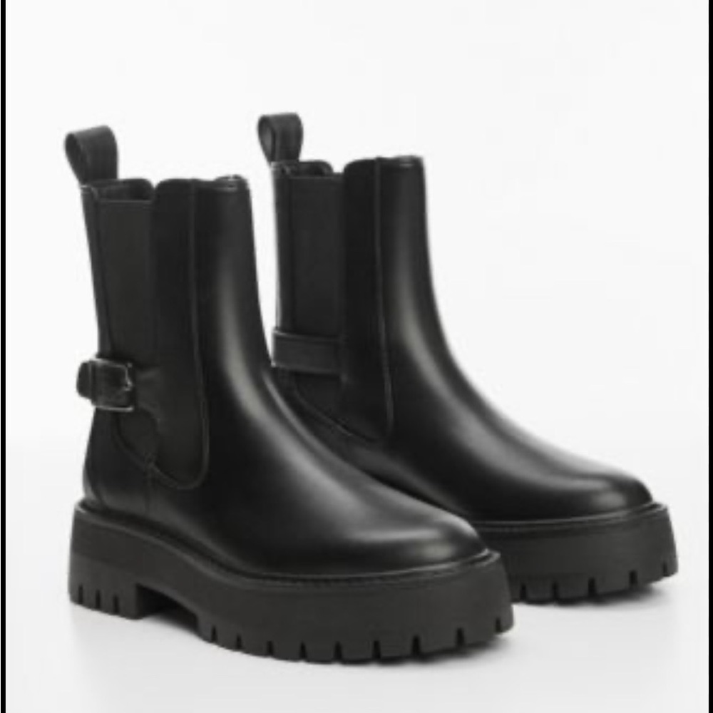 MANGO Elastic Panel Buckle Chelsea Boots — EU 38 (US 7.5–8)